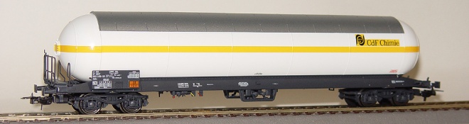 Pressurized gas Tank car CdF CHIMIE<br /><a href='images/pictures/LS_Models/30185.jpg' target='_blank'>Full size image</a>